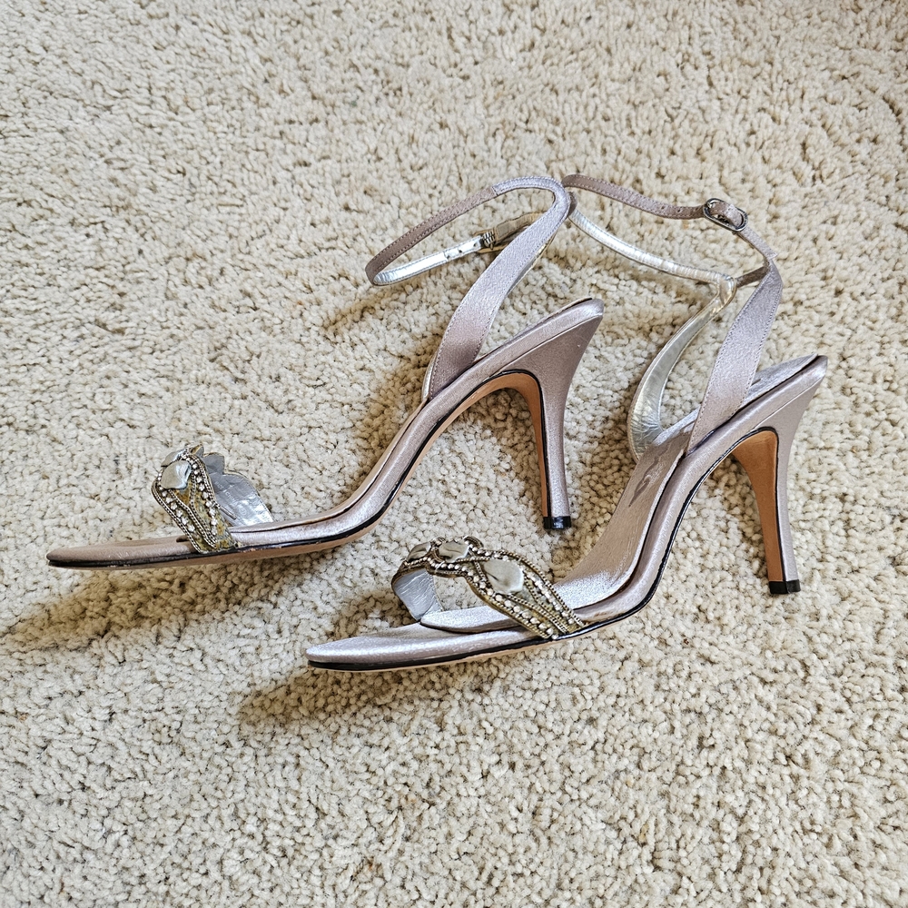 Nina Silver Satin Sandals Size 9.5 - Picture 2 of 11